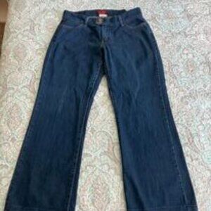 Levi's size 12 curvy jeans